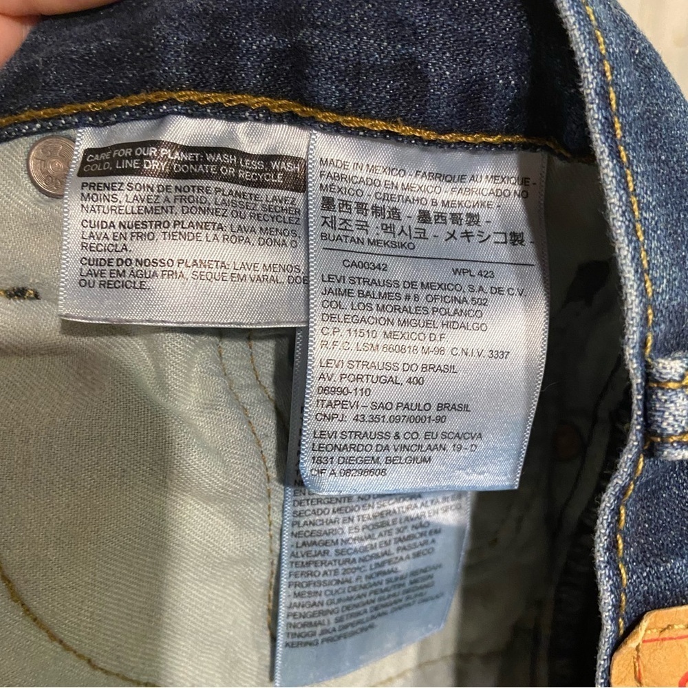 Levi’s 514 Blue Distressed Denim Jeans 32X32 - Picture 8 of 11
